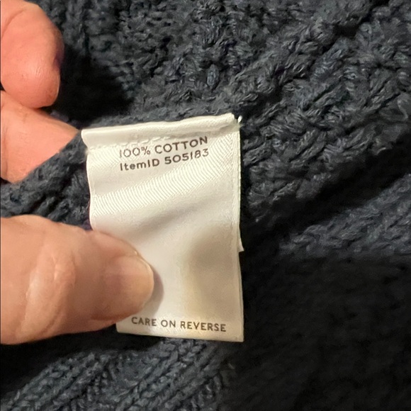 L.L. Bean Men's Navy Cable Knit Sweater - Picture 10 of 15